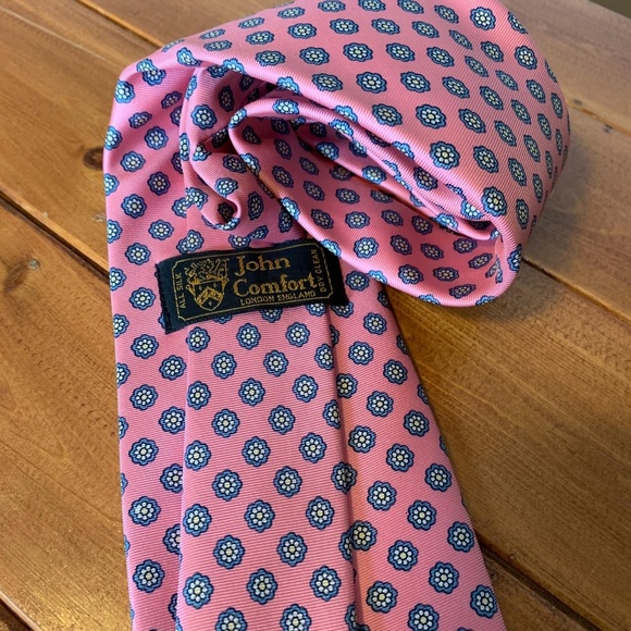 Tie - Picture 2 of 2